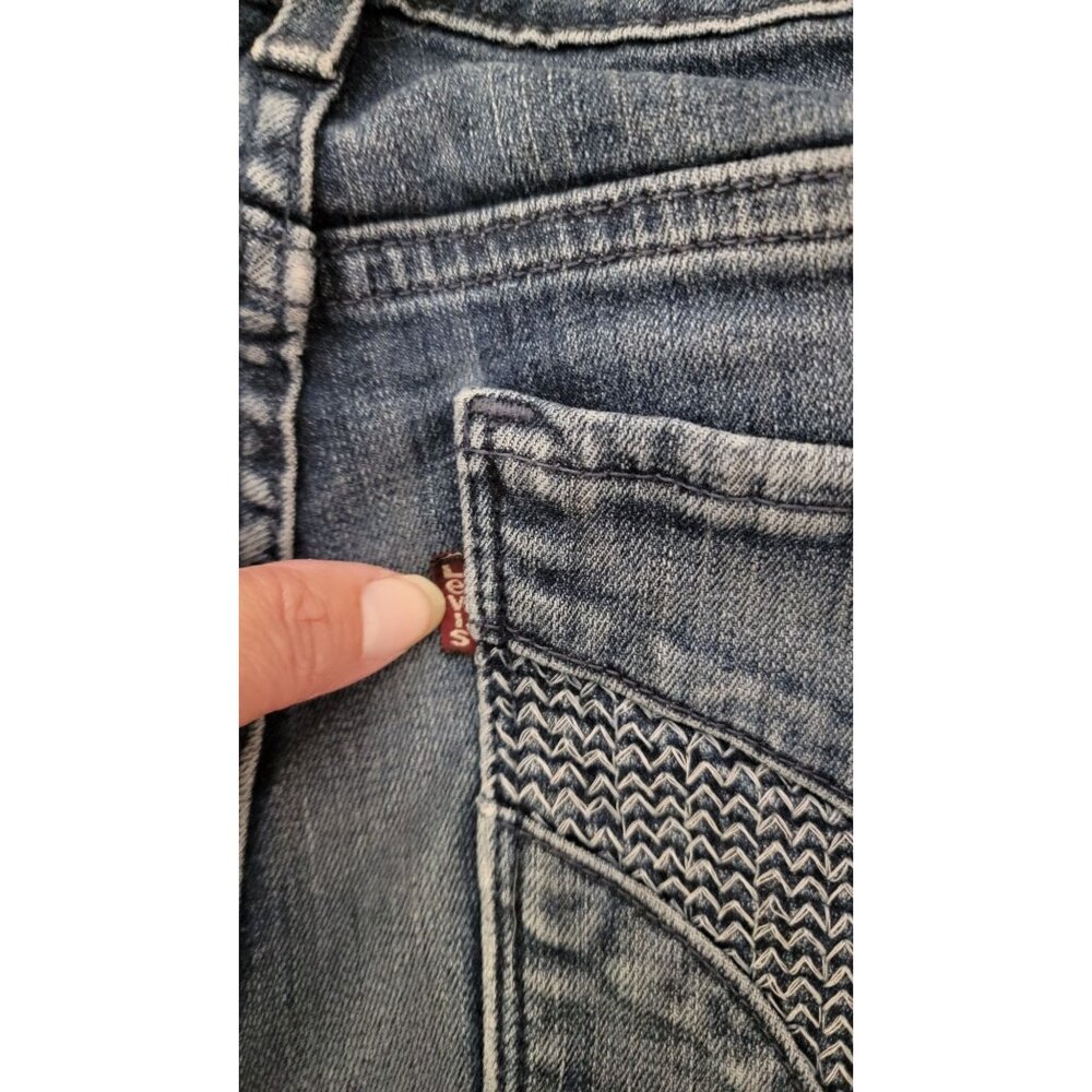 Levis Womens Bootcut Denim Jeans Size 5 Distressed Hem - Picture 3 of 9